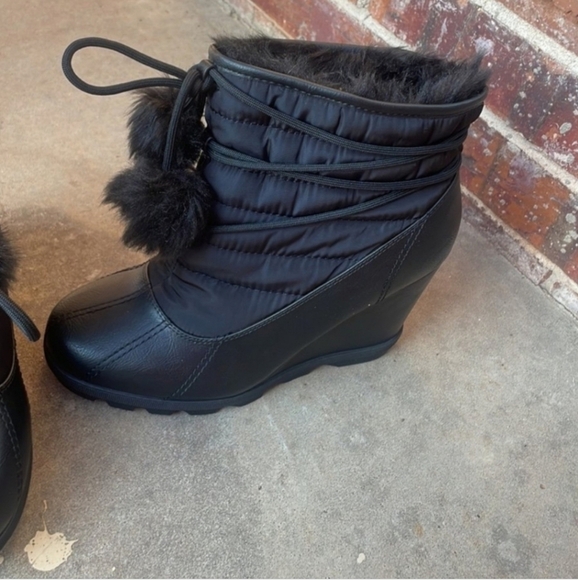 🍂🍁NWOT Shoe dazzle ERTHA faux Fur Lined Boots! 10 - Picture 3 of 8